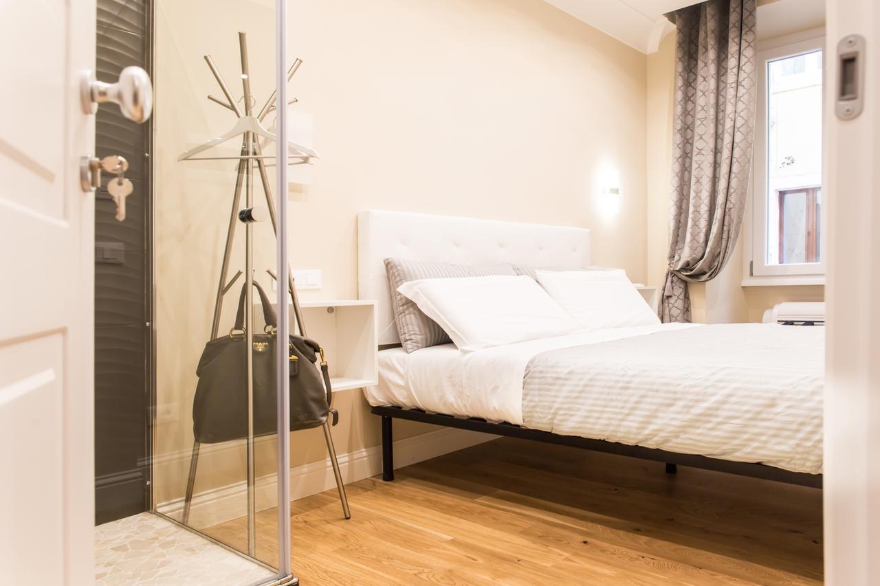 Nazionale Palace Suites Рим Екстер'єр фото