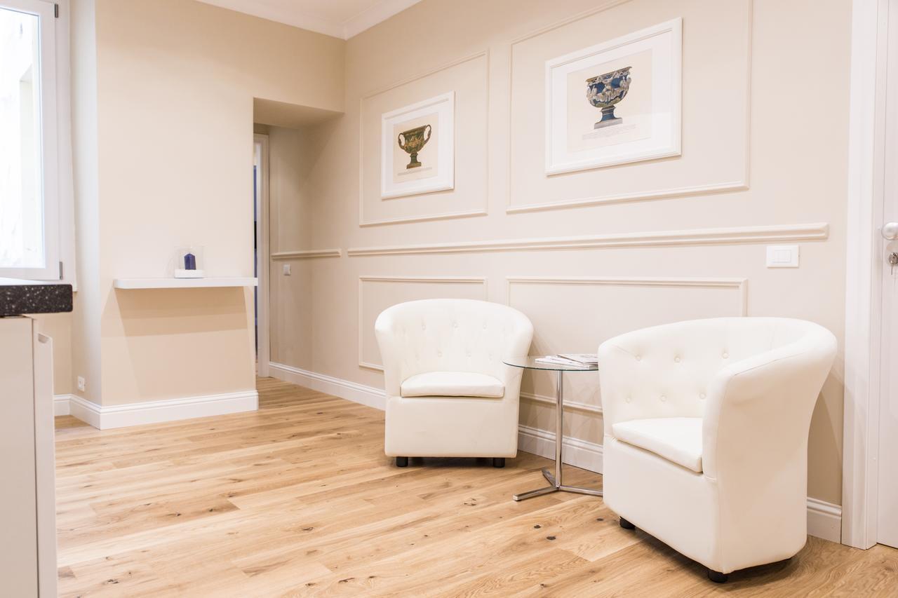 Nazionale Palace Suites Рим Екстер'єр фото