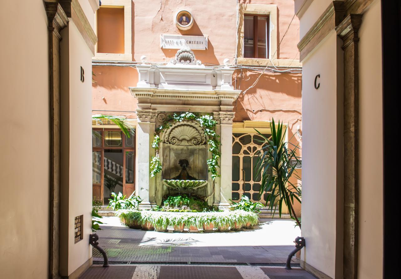 Nazionale Palace Suites Рим Екстер'єр фото