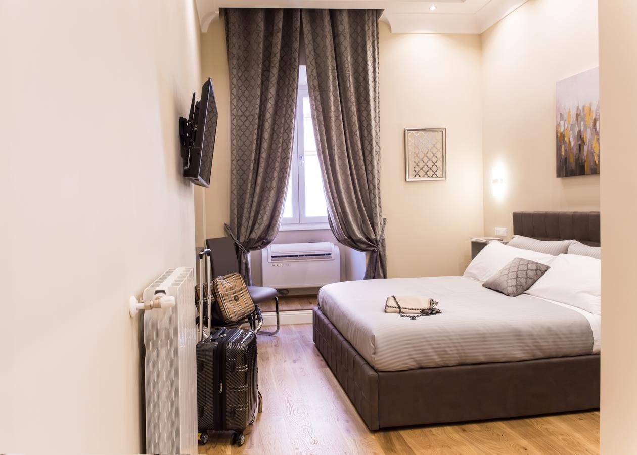 Nazionale Palace Suites Рим Екстер'єр фото