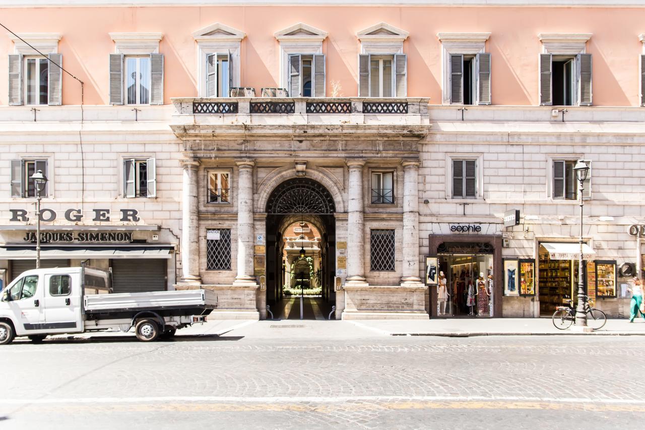 Nazionale Palace Suites Рим Екстер'єр фото